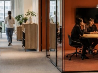 Color zoning en oficinas: ideas para organizar el espacio